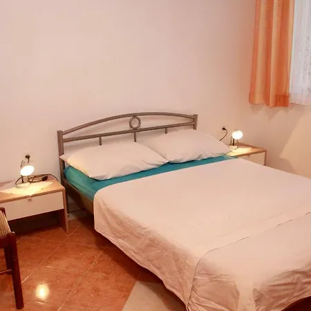Raos Iva Apartment Trogir Exterior photo