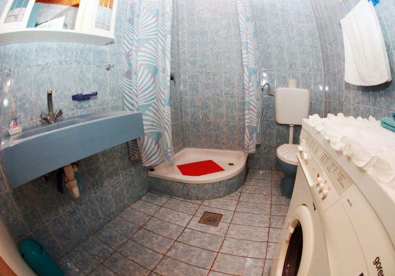 Apartment Raos Iva